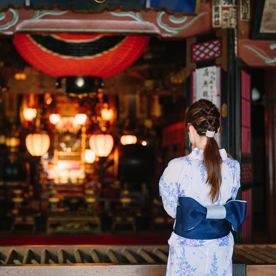 善光寺さまで頒布頂いている 善光寺❌千糸繍院 金襴刺繍御朱印帳
